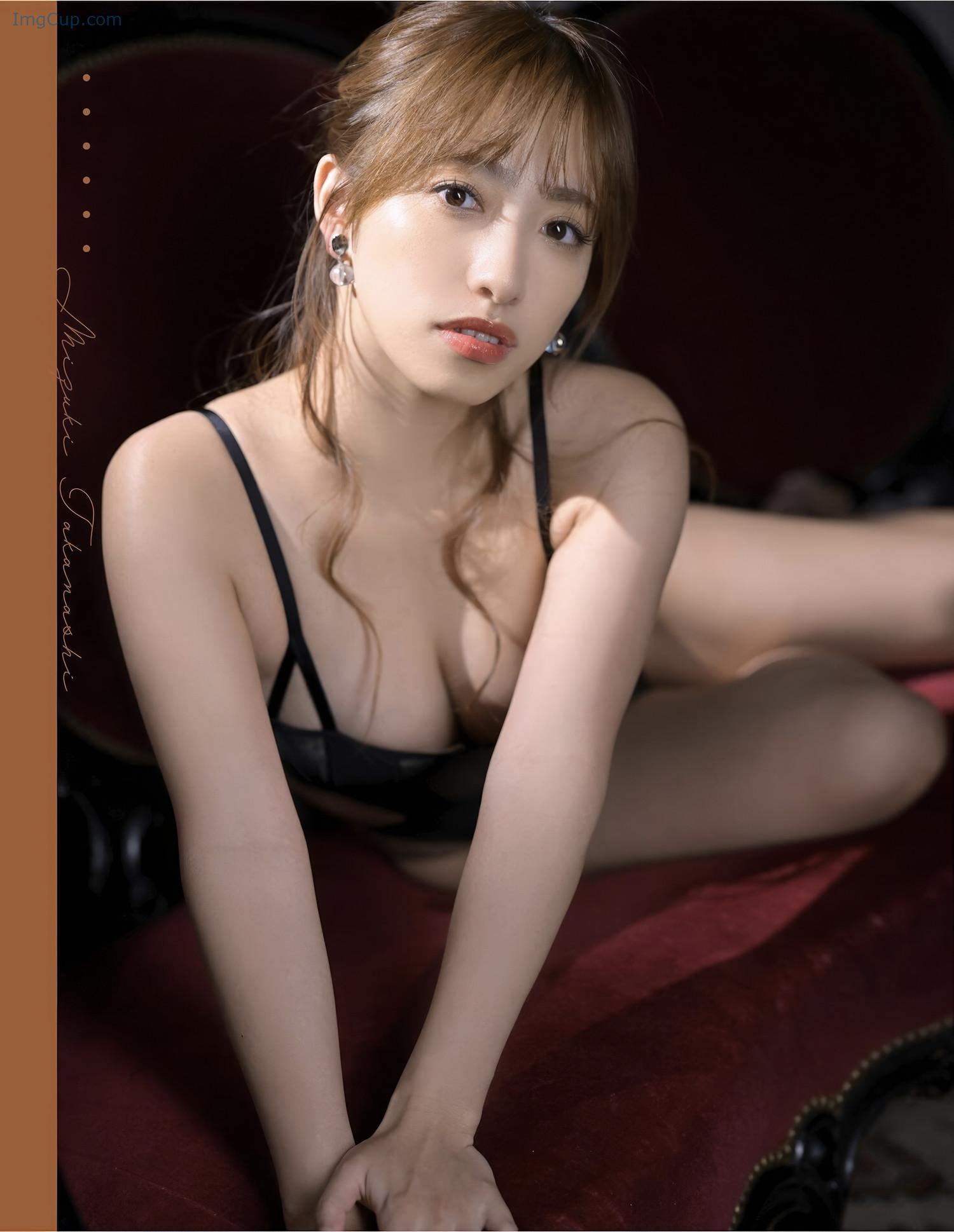 EMA03MIZUK_43.jpeg EMA03MIZUK 43