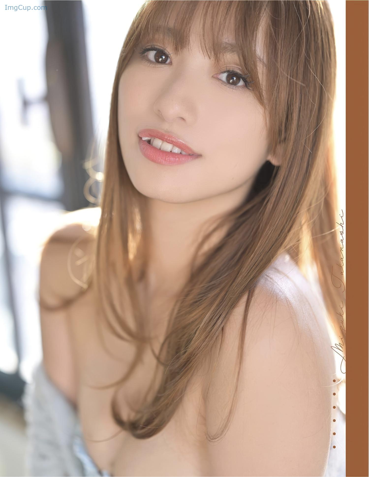 EMA03MIZUK_6.jpeg EMA03MIZUK 6