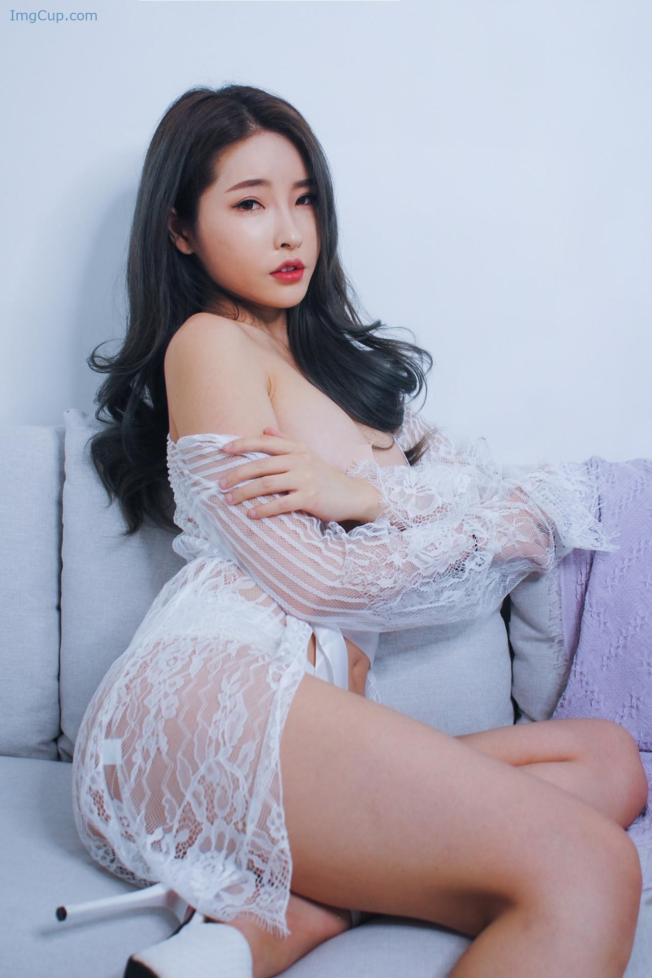 HANNAWHITE_18.jpg HANNAWHITE 18