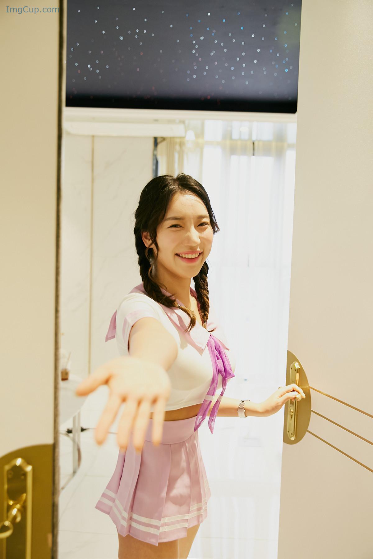 MINISEEYOU_23.jpg MINISEEYOU 23