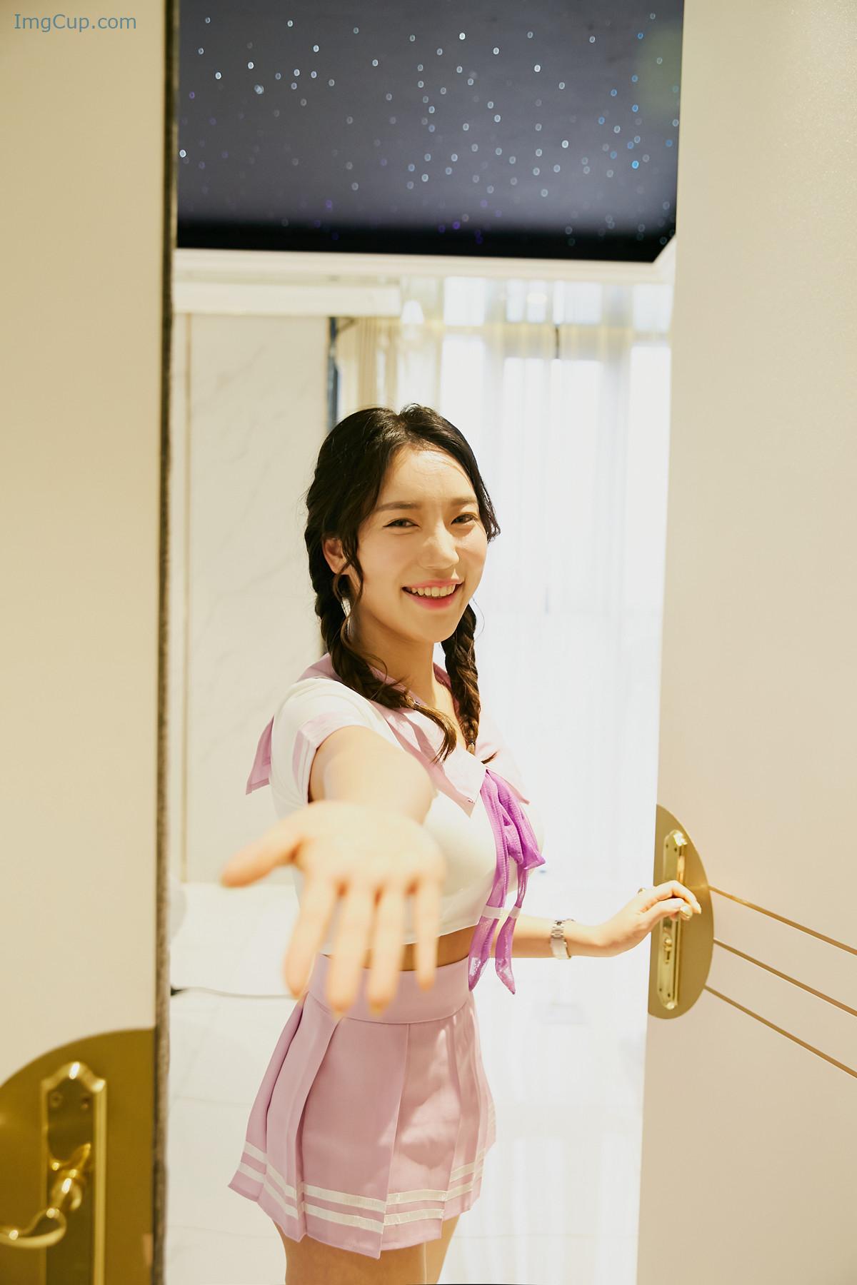 MINISEEYOU_24.jpg MINISEEYOU 24