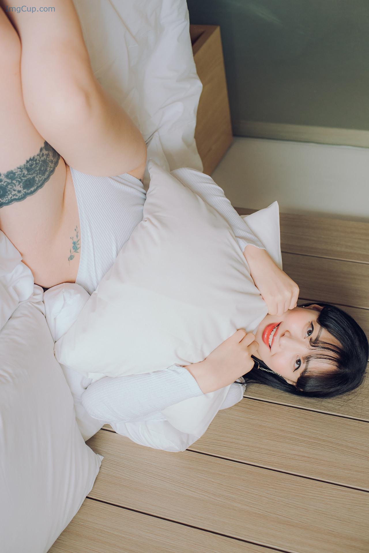 PURE64VOL1_29.jpg PURE64VOL1 29