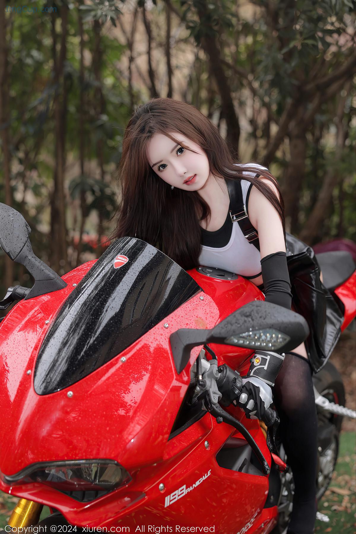 REN03B024_53.jpg REN03B024 53