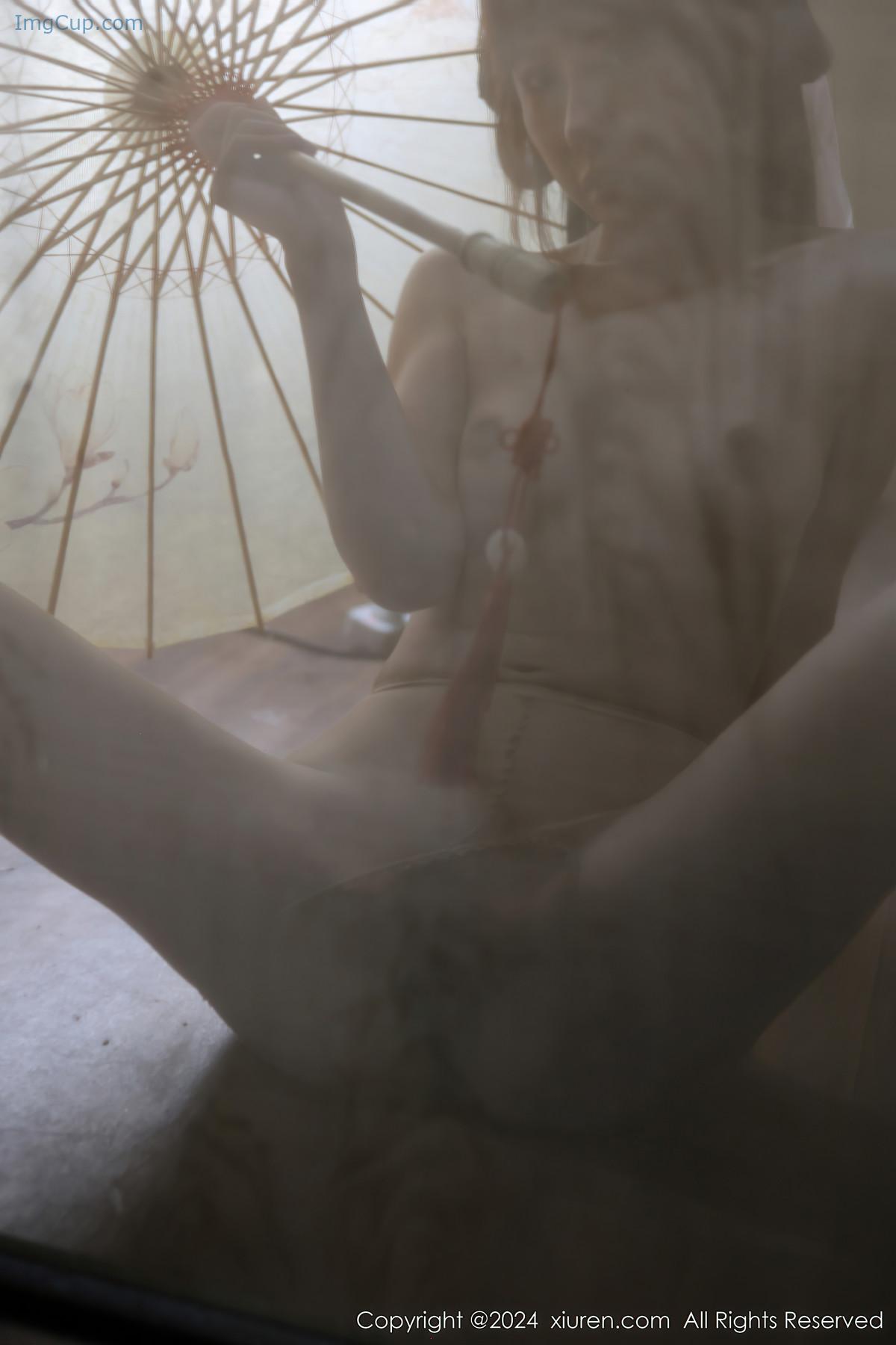 REN03V008_70.jpg REN03V008 70