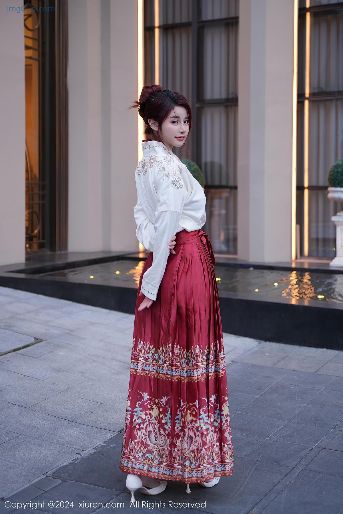 REN03V036_11.jpg REN03V036 11