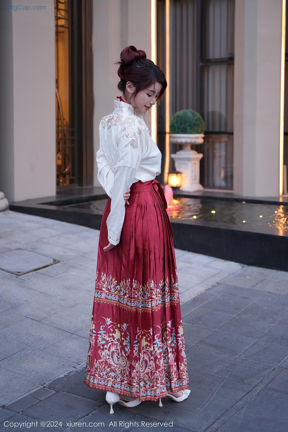 REN03V036_12.jpg REN03V036 12