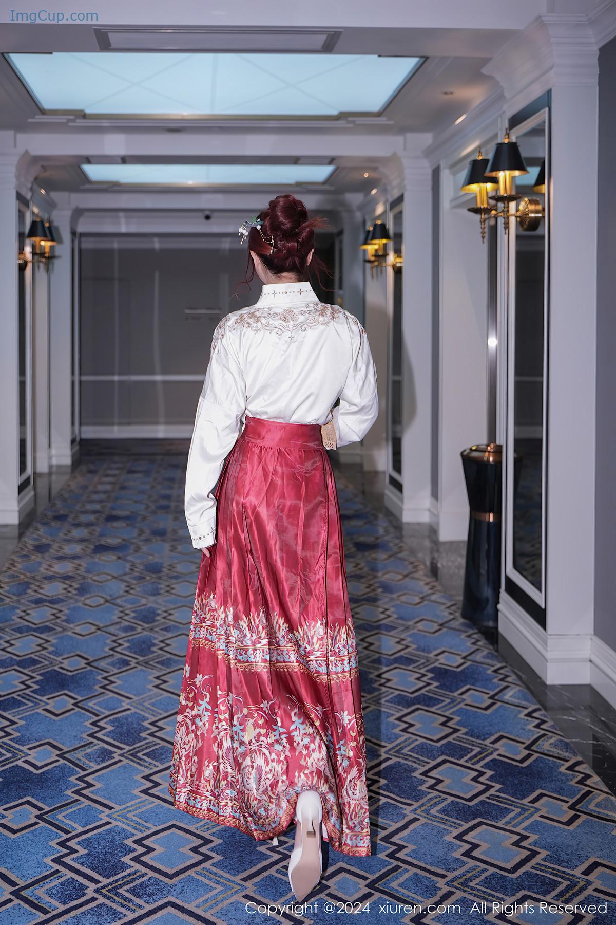 REN03V036_16.jpg REN03V036 16