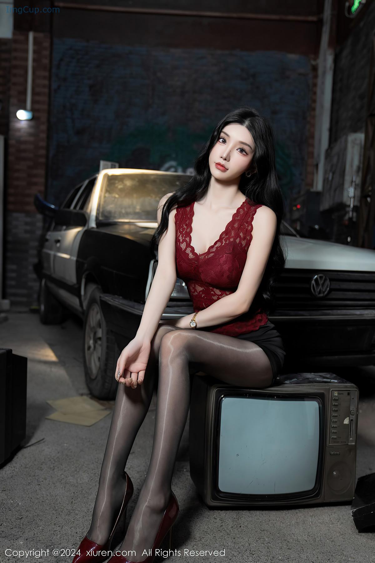 REN03V053_10.jpg REN03V053 10