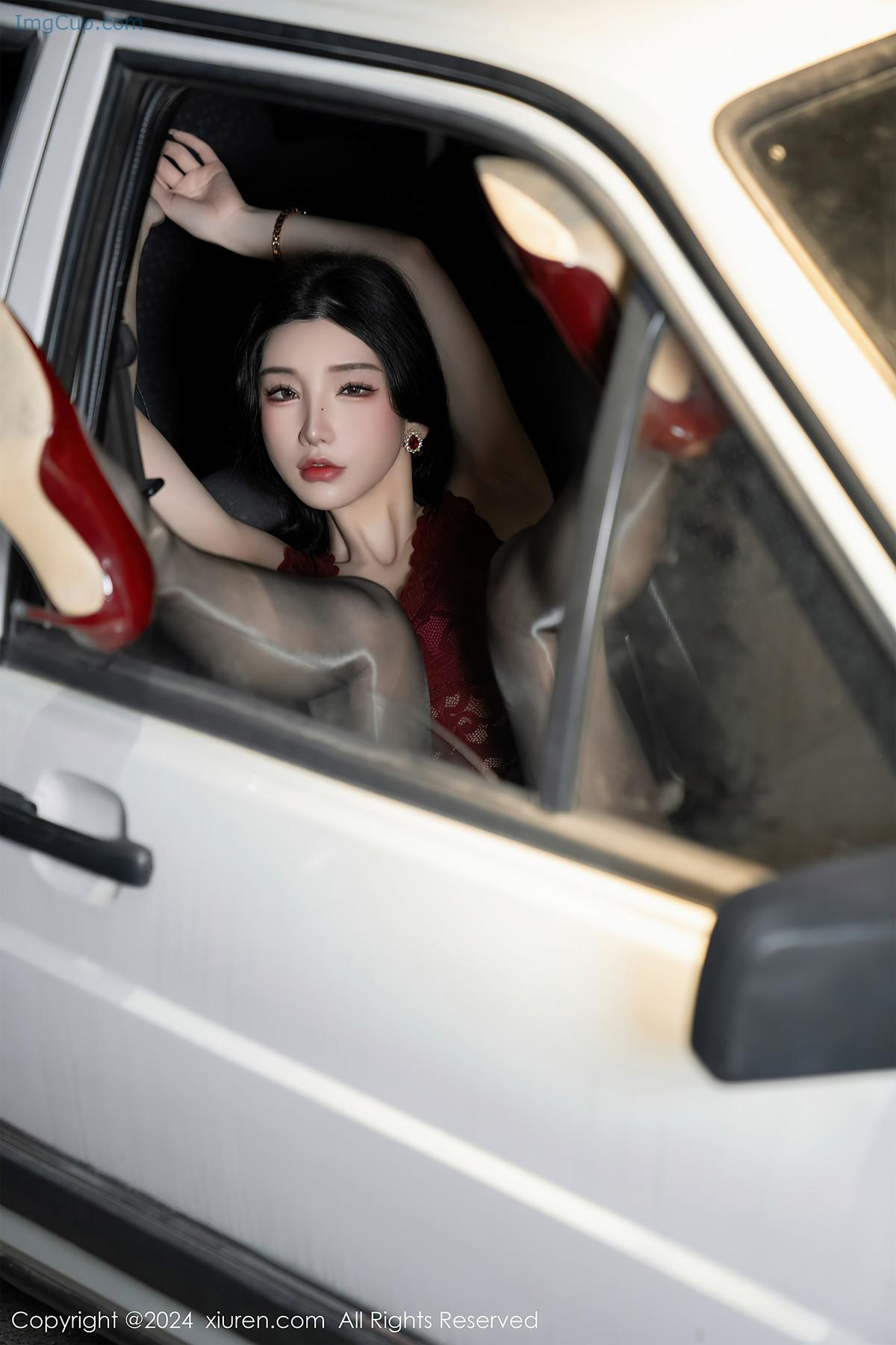 REN03V053_17.jpg REN03V053 17