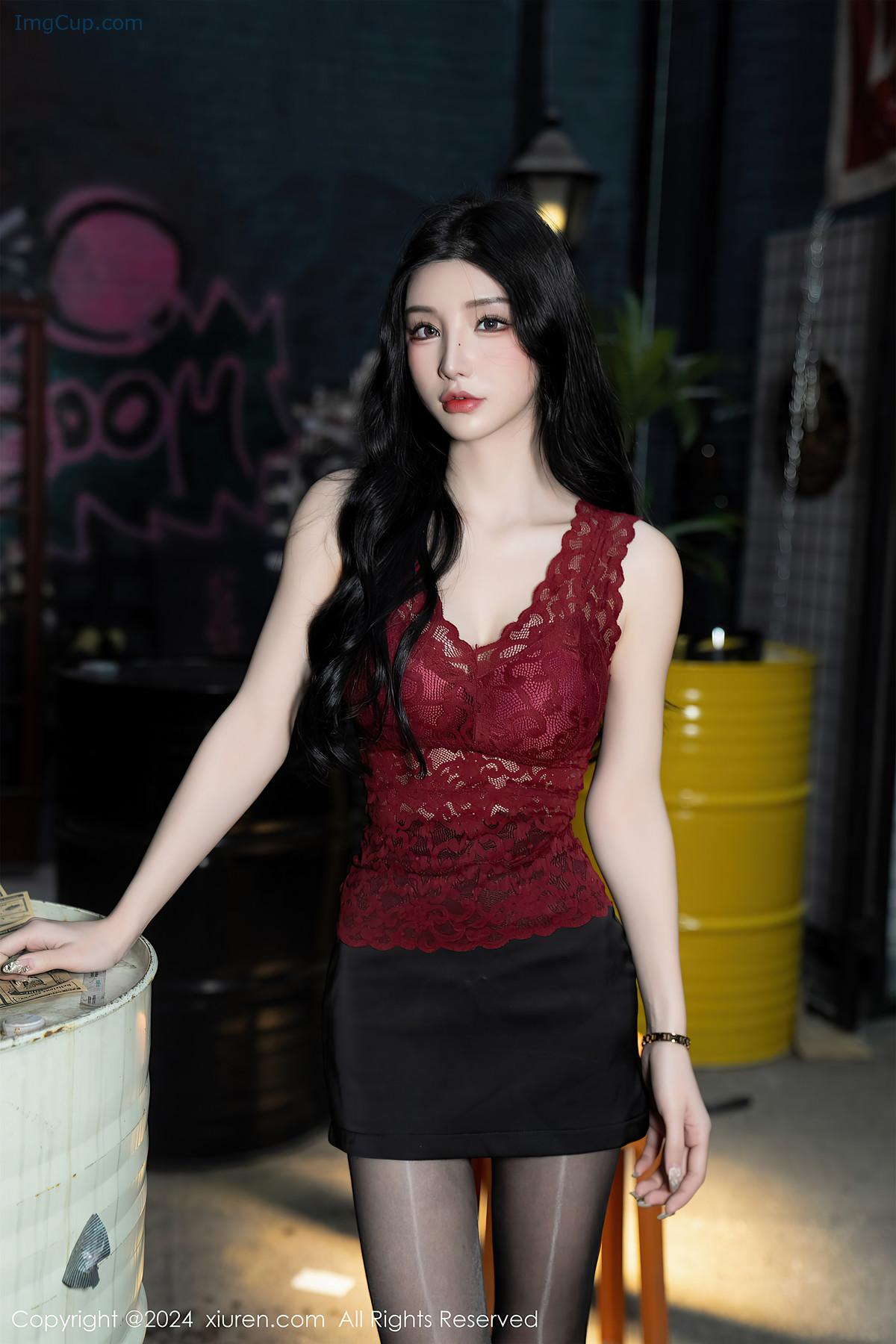 REN03V053_2.jpg REN03V053 2