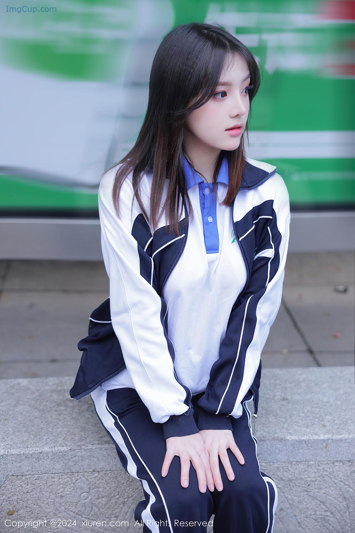 REN03V066_3.jpg REN03V066 3