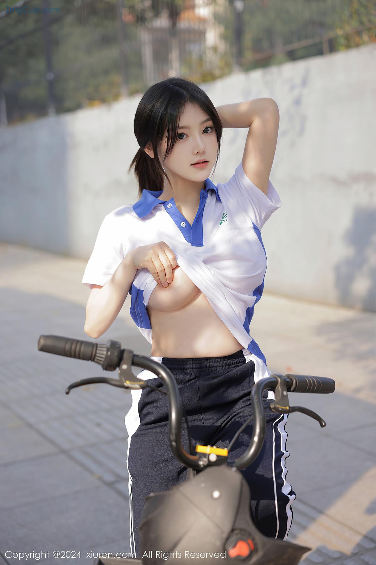 REN03V066_67.jpg REN03V066 67