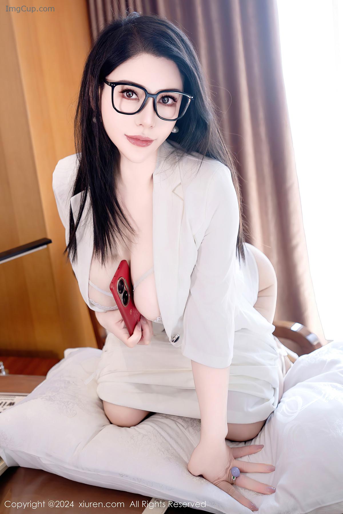 REN03V087_21.jpg REN03V087 21