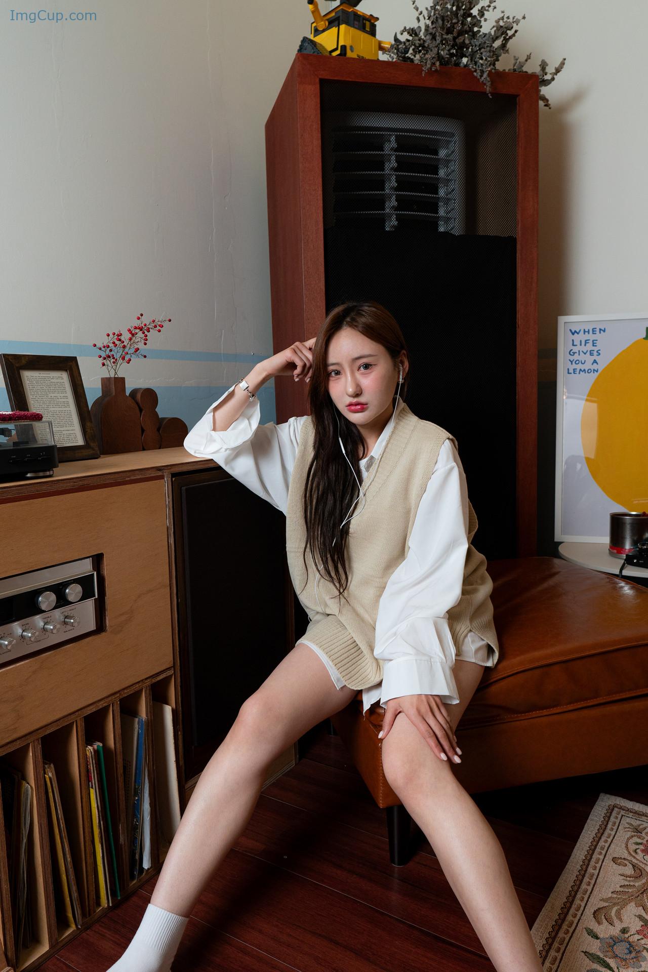 YUSECRDATE_45.jpg YUSECRDATE 45