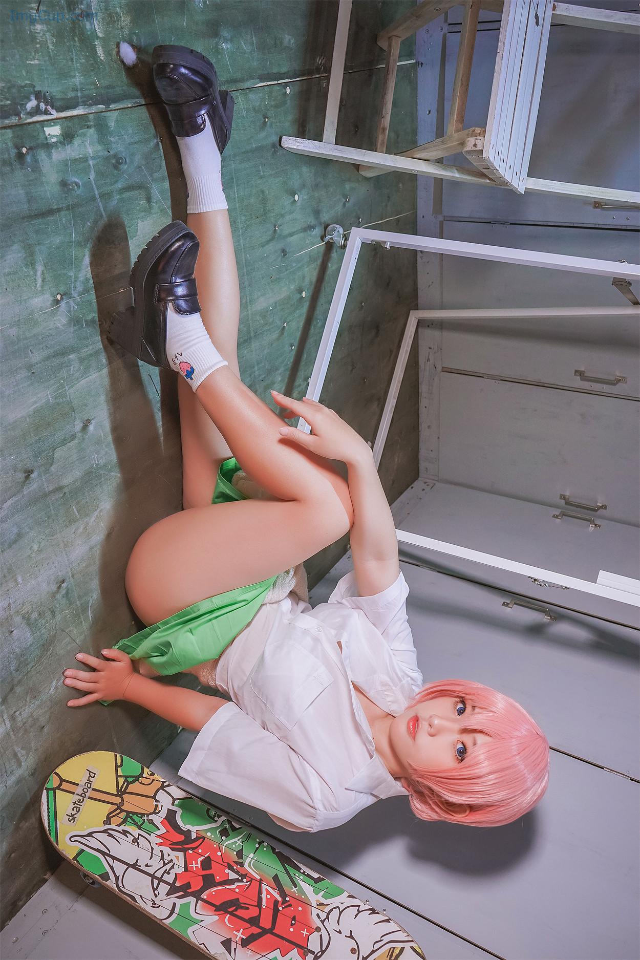 COS04A004_16.jpg COS04A004 16