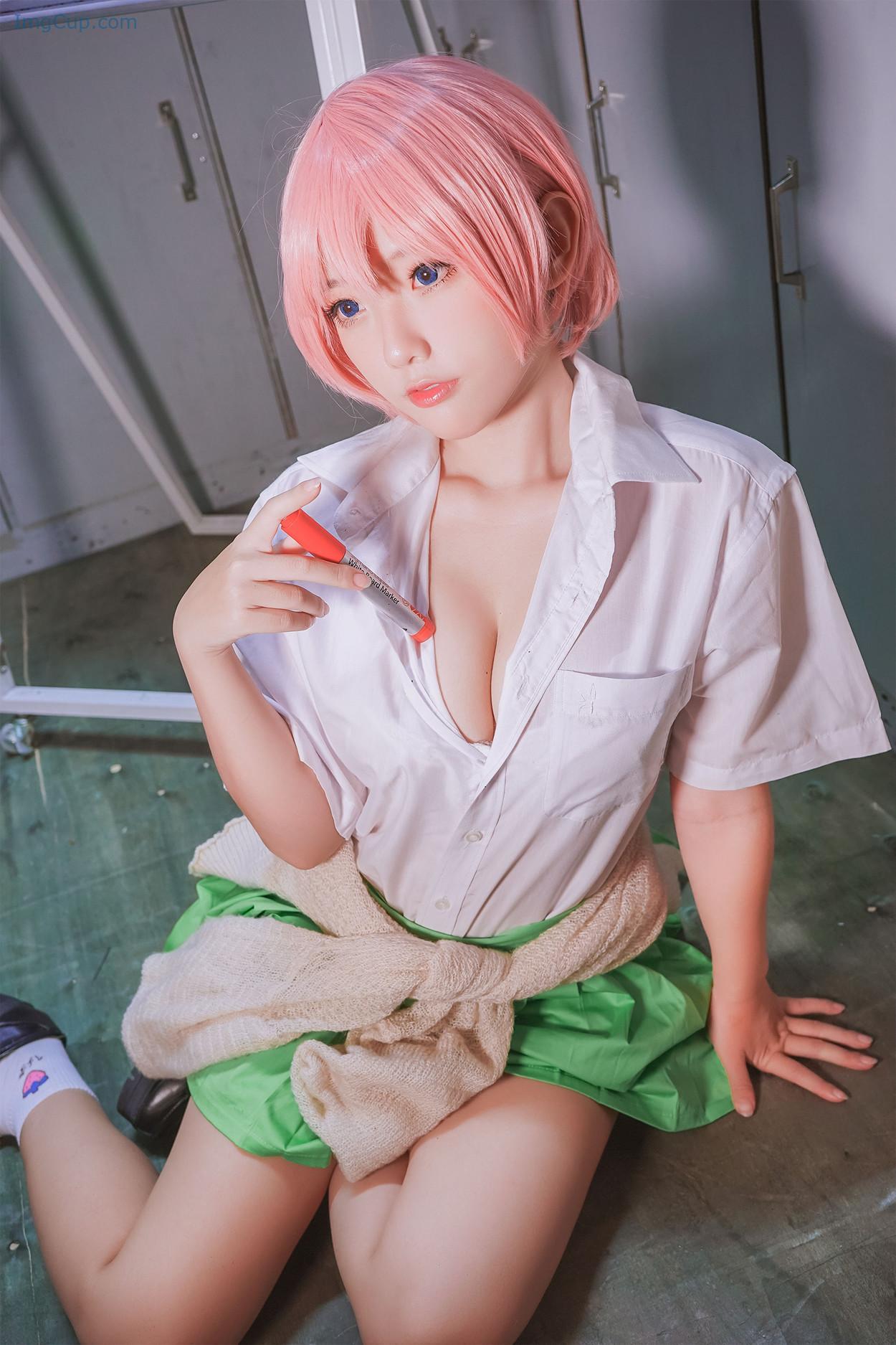 COS04A004_22.jpg COS04A004 22