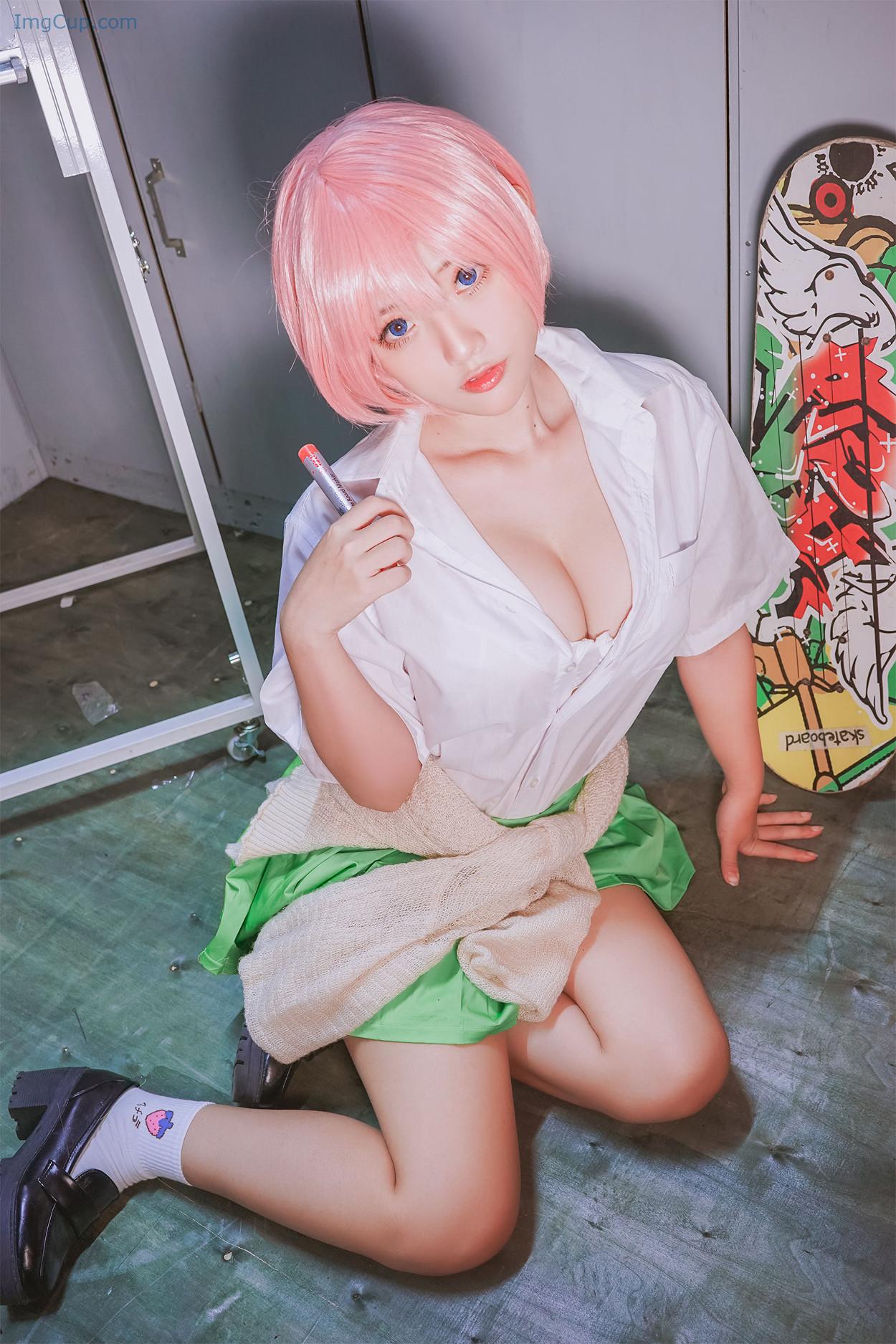 COS04A004_23.jpg COS04A004 23