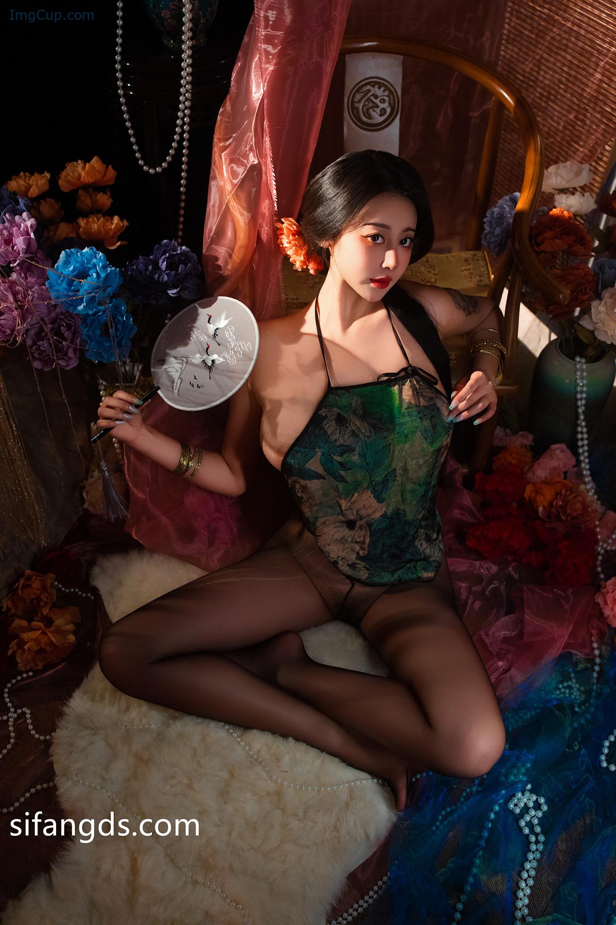 COS04A005_46.jpg COS04A005 46