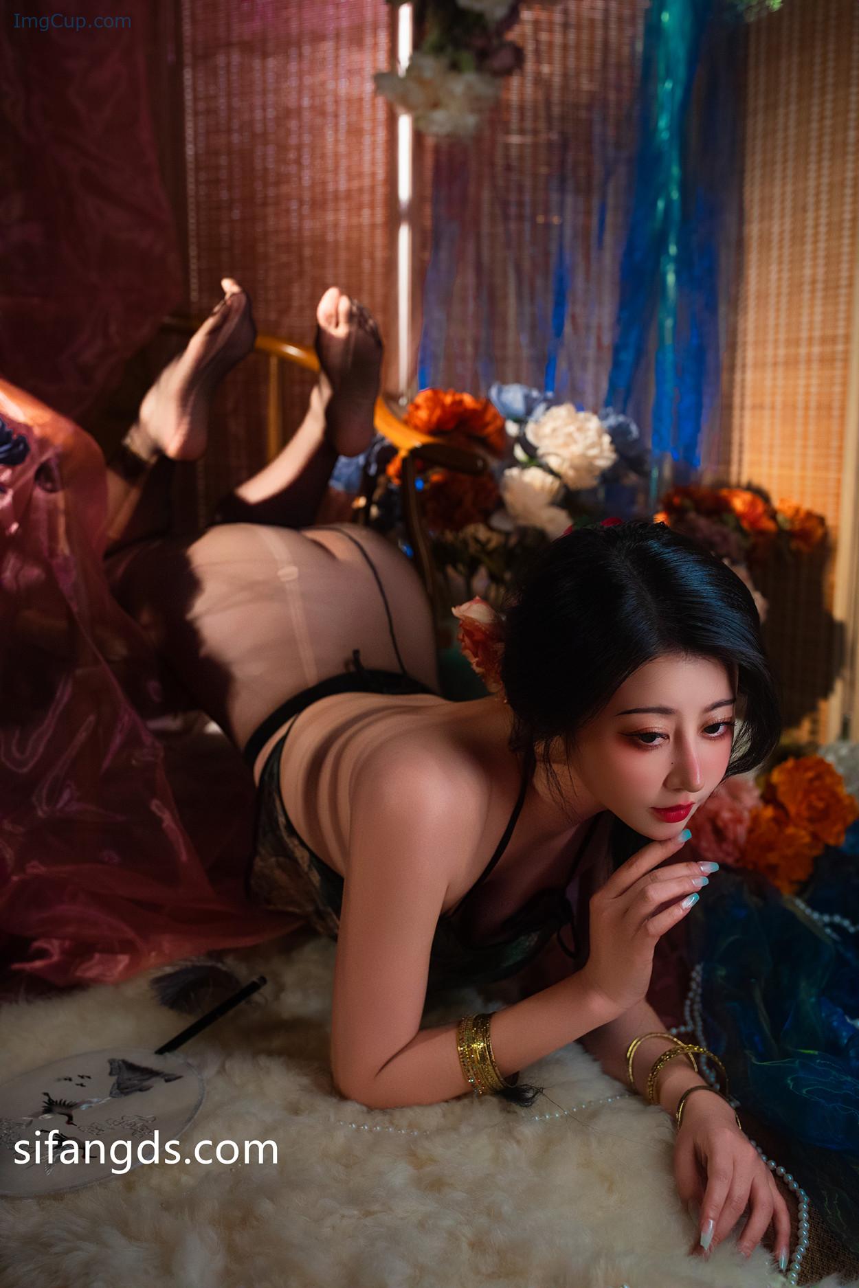 COS04A005_48.jpg COS04A005 48