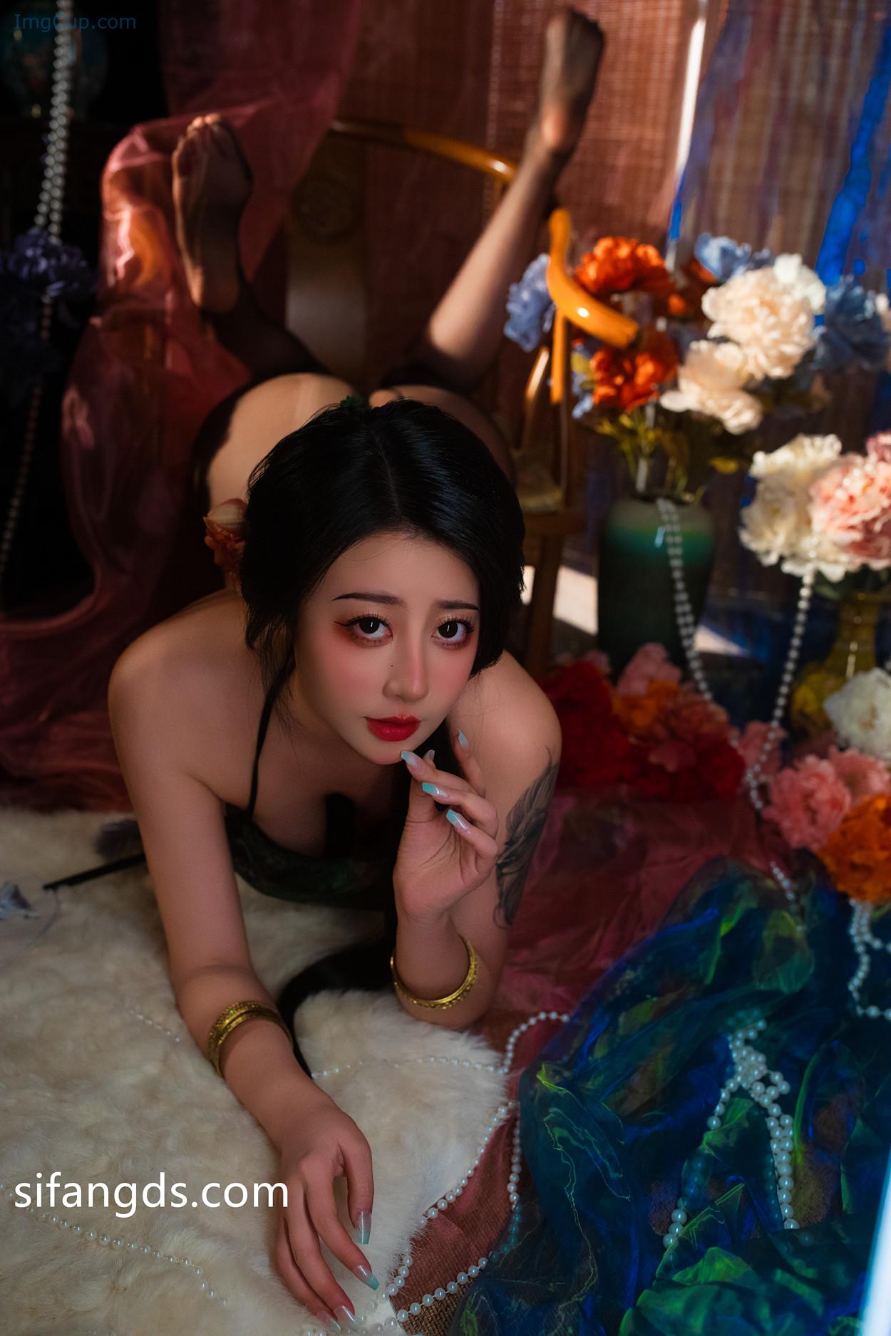 COS04A005_51.jpg COS04A005 51