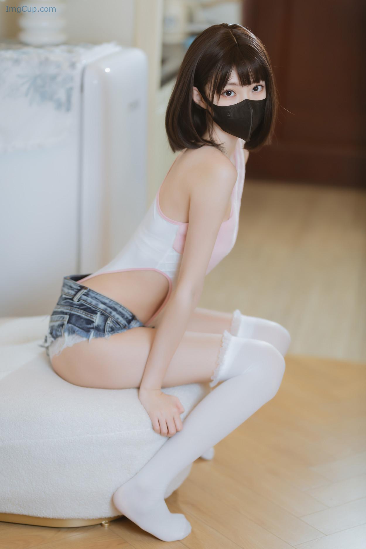 COS04A034_26.jpg COS04A034 26