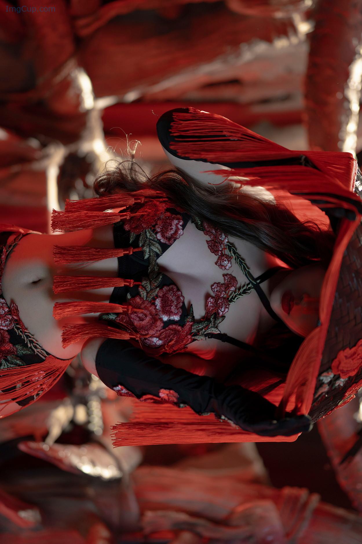 COS04A036_12.jpg COS04A036 12