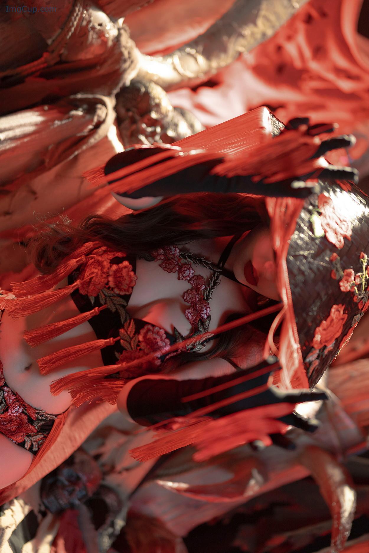 COS04A036_13.jpg COS04A036 13