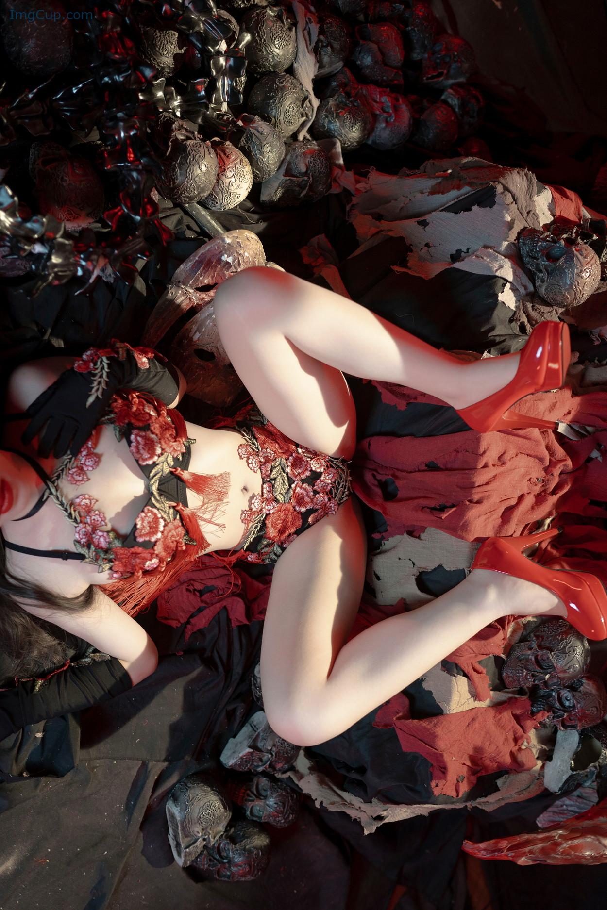 COS04A037_18.jpg COS04A037 18