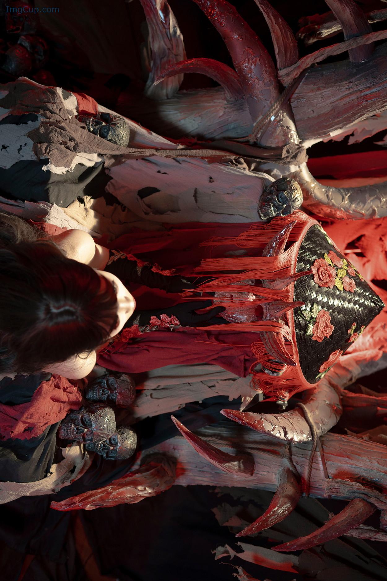 COS04A037_28.jpg COS04A037 28