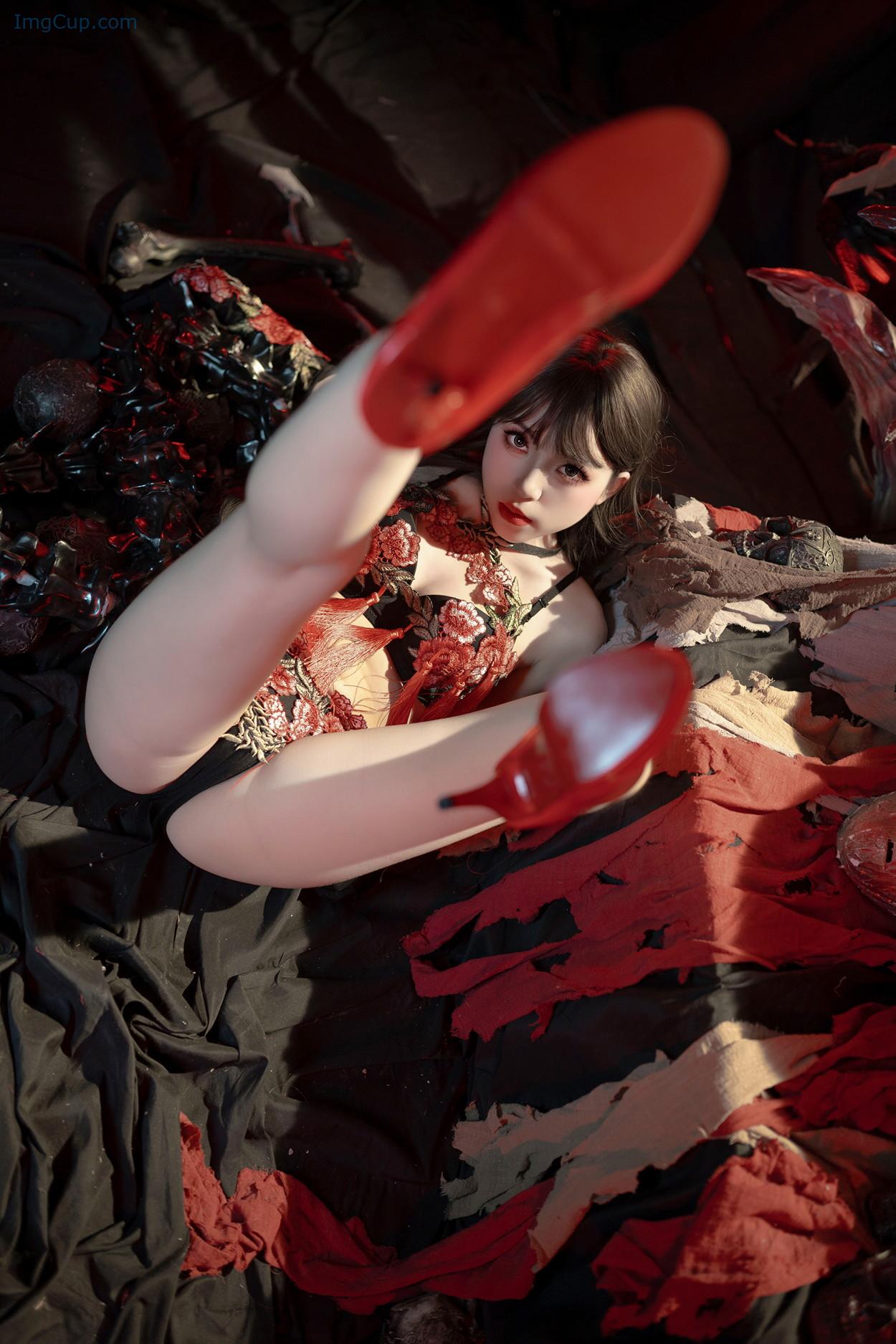 COS04A037_34.jpg COS04A037 34