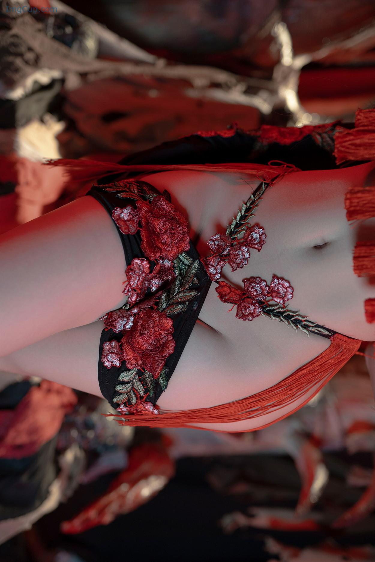 COS04A037_36.jpg COS04A037 36