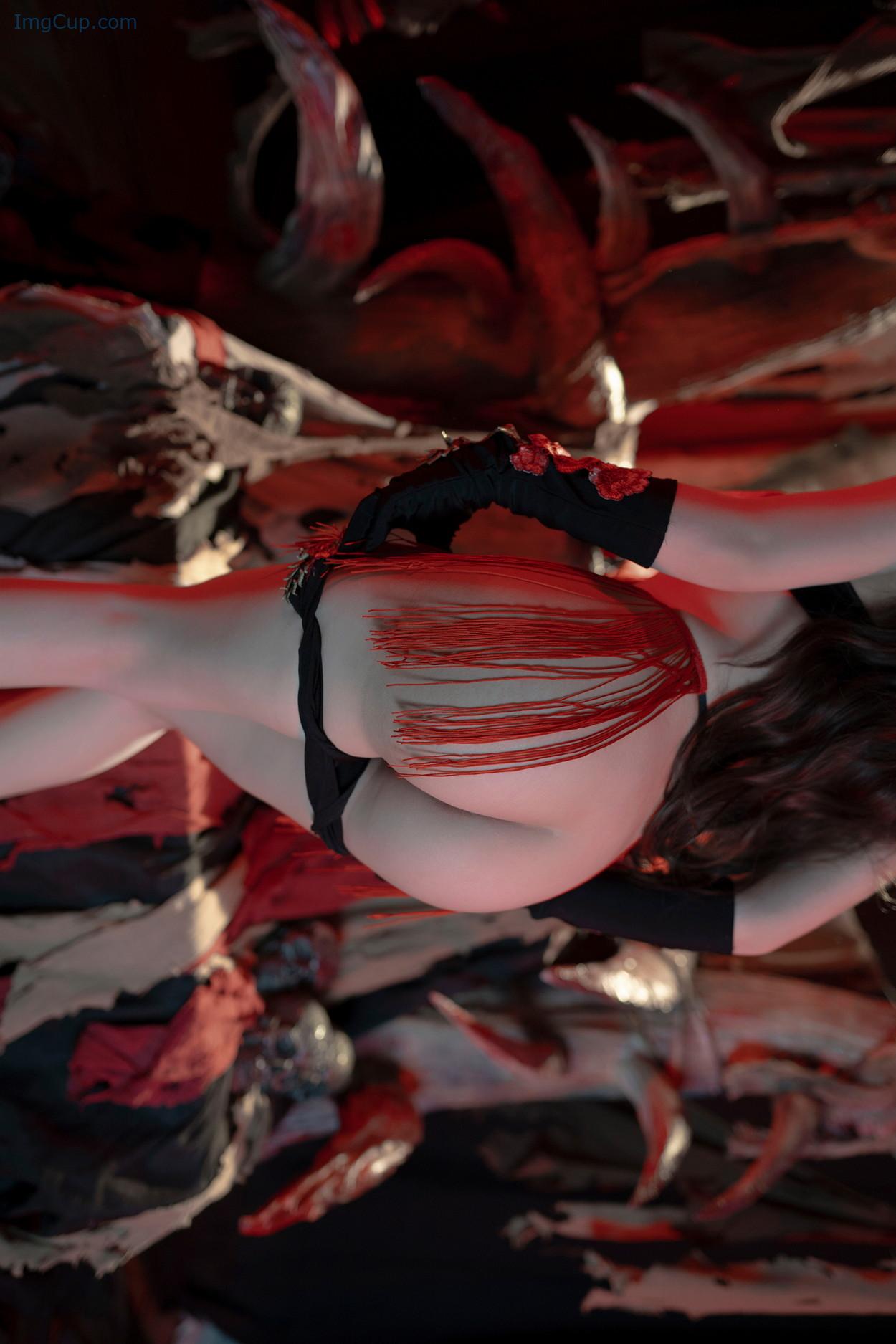 COS04A037_37.jpg COS04A037 37