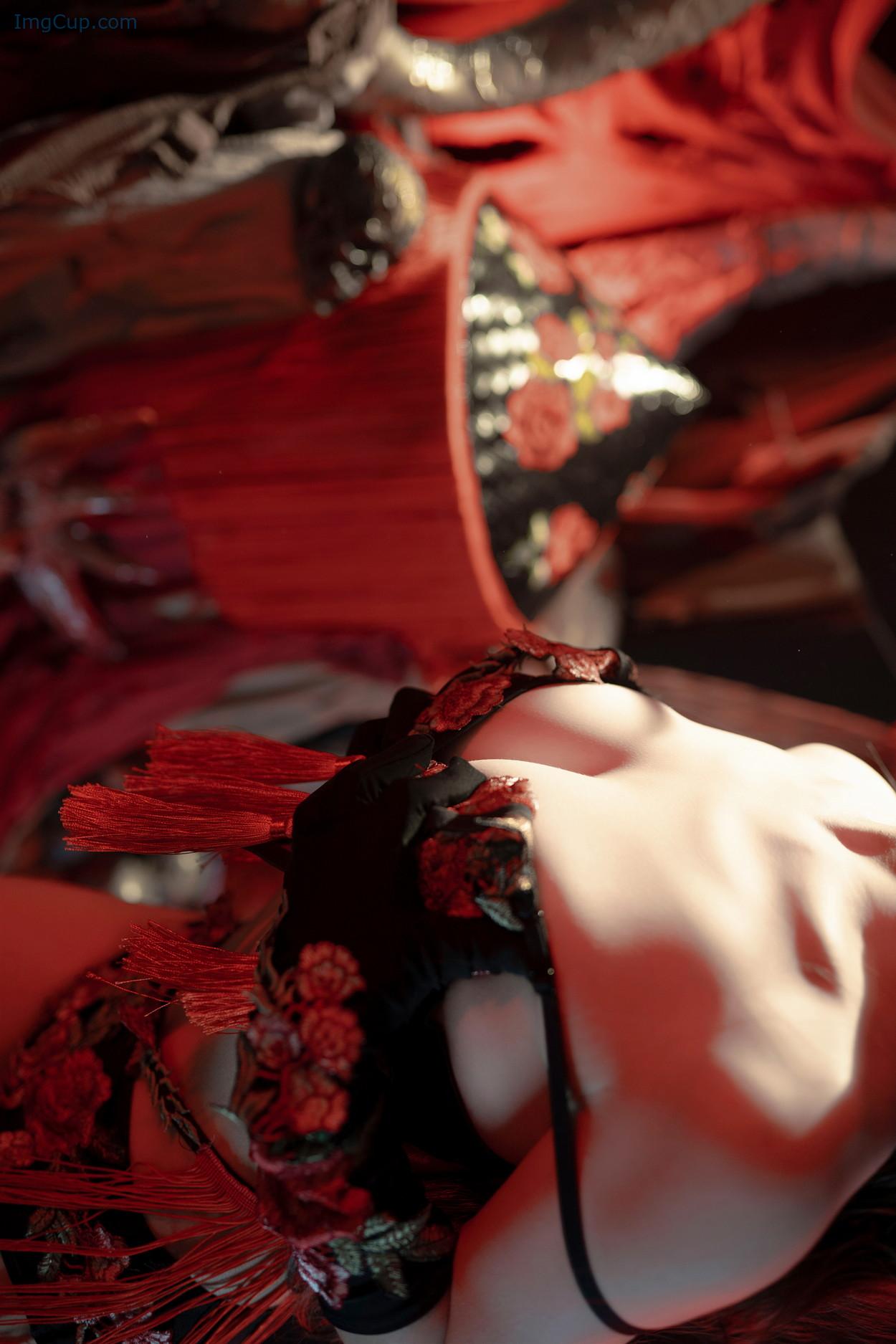 COS04A037_40.jpg COS04A037 40