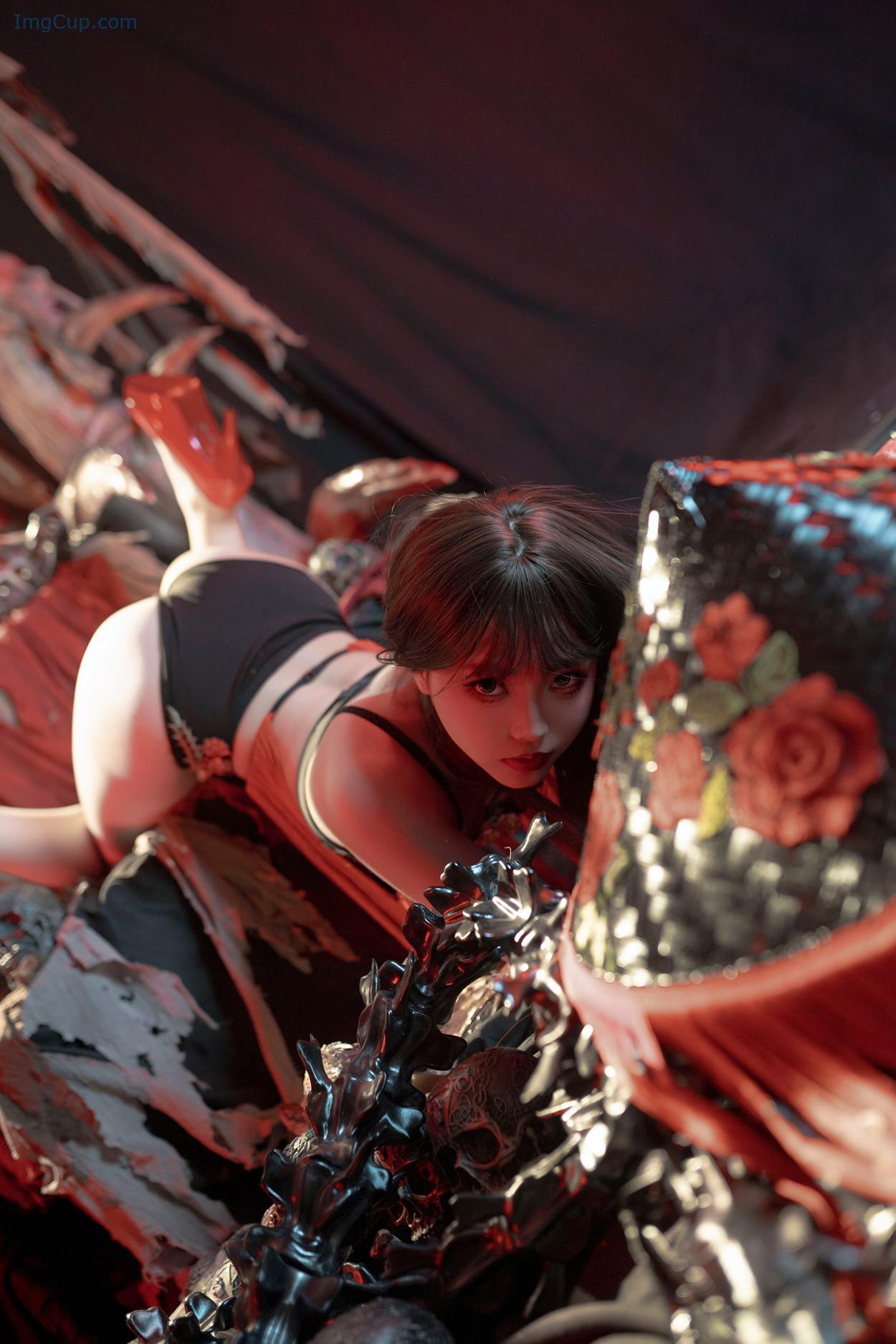 COS04A037_48.jpg COS04A037 48