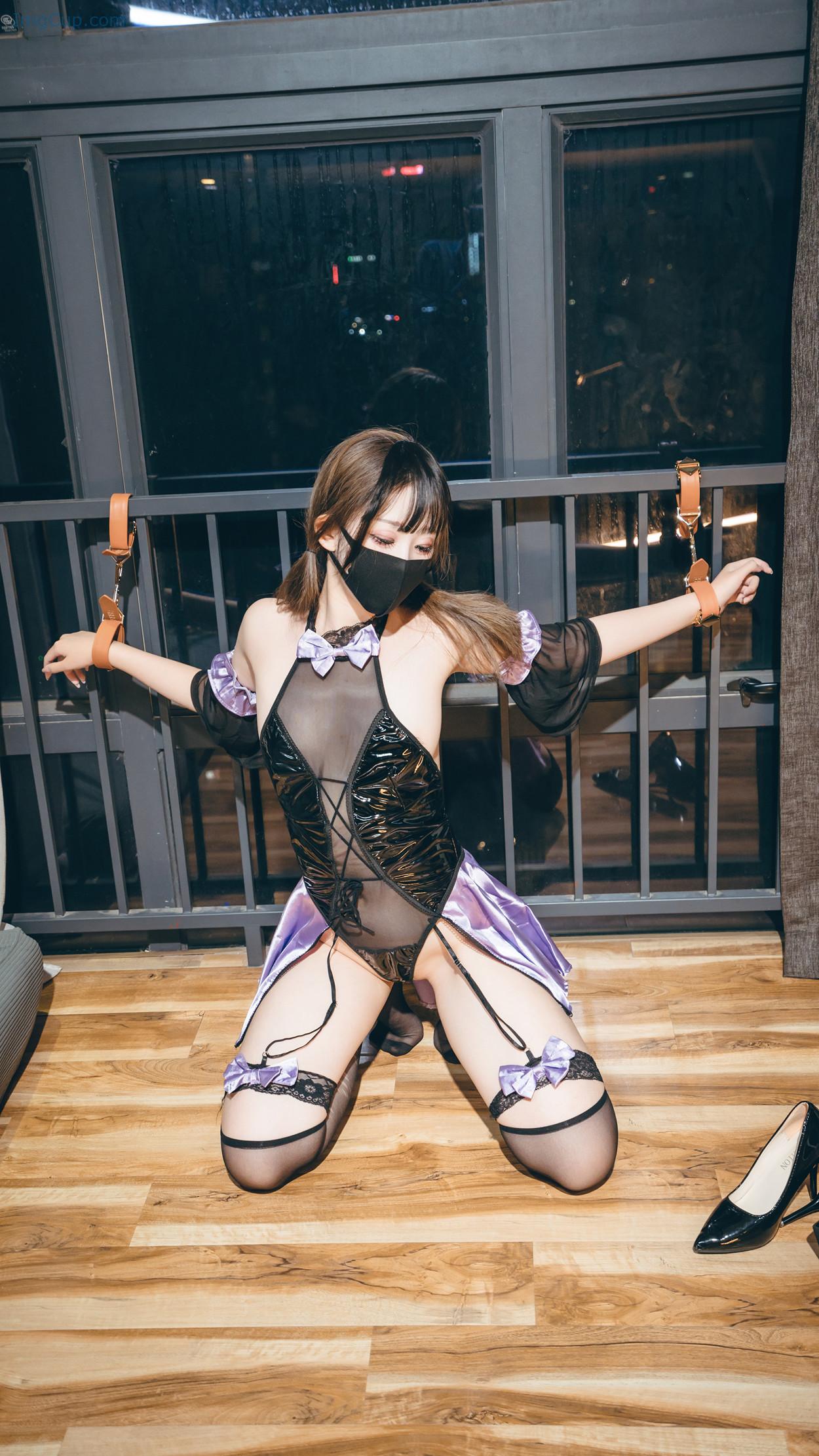 COS04A039_23.jpg COS04A039 23