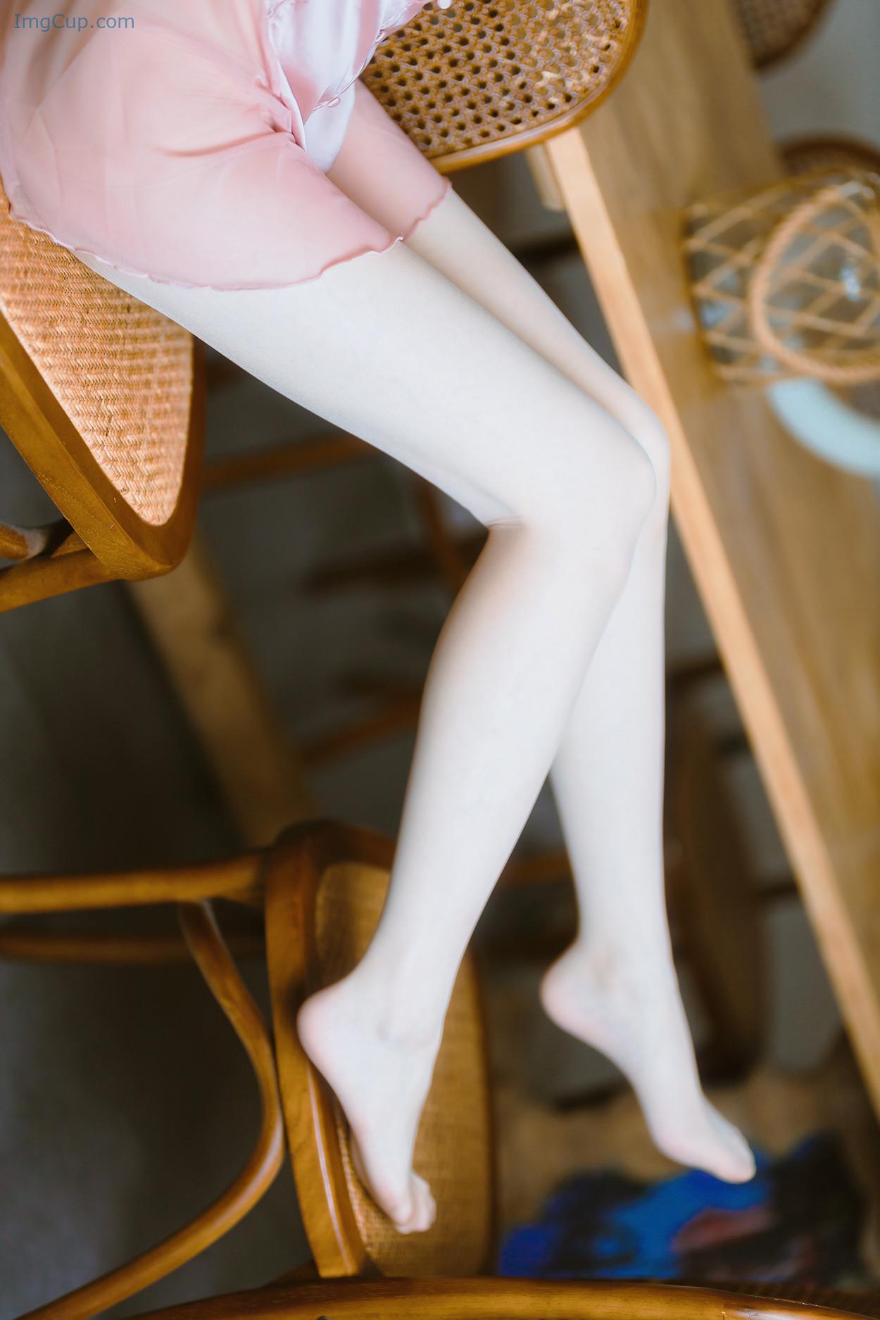 COS04A054_13.jpg COS04A054 13