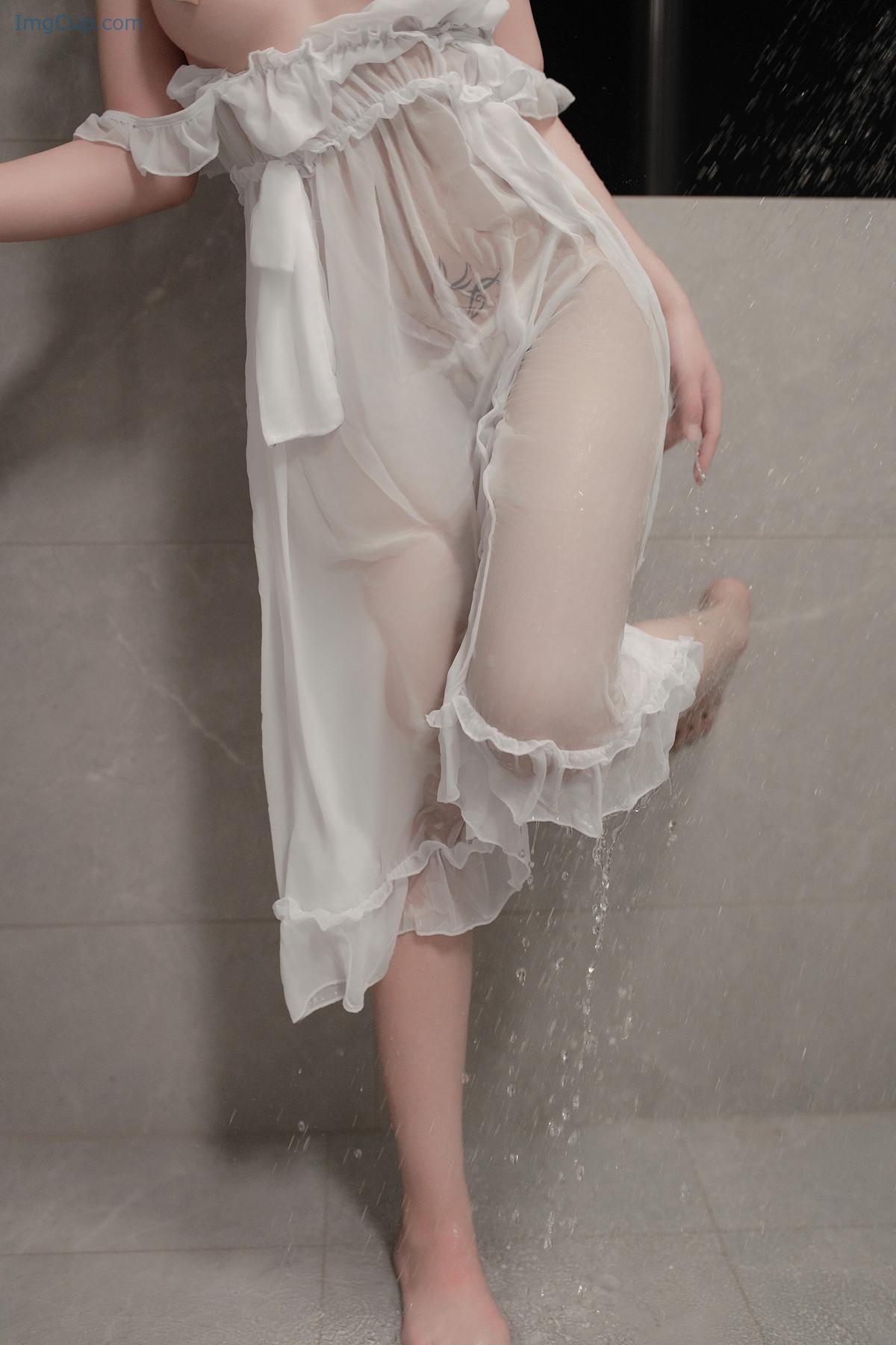 COS04A072_14.jpg COS04A072 14