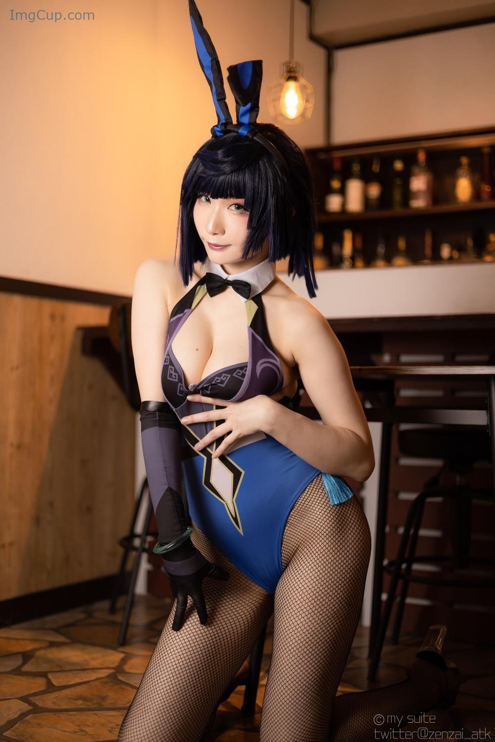 COS04A077_48.jpg COS04A077 48