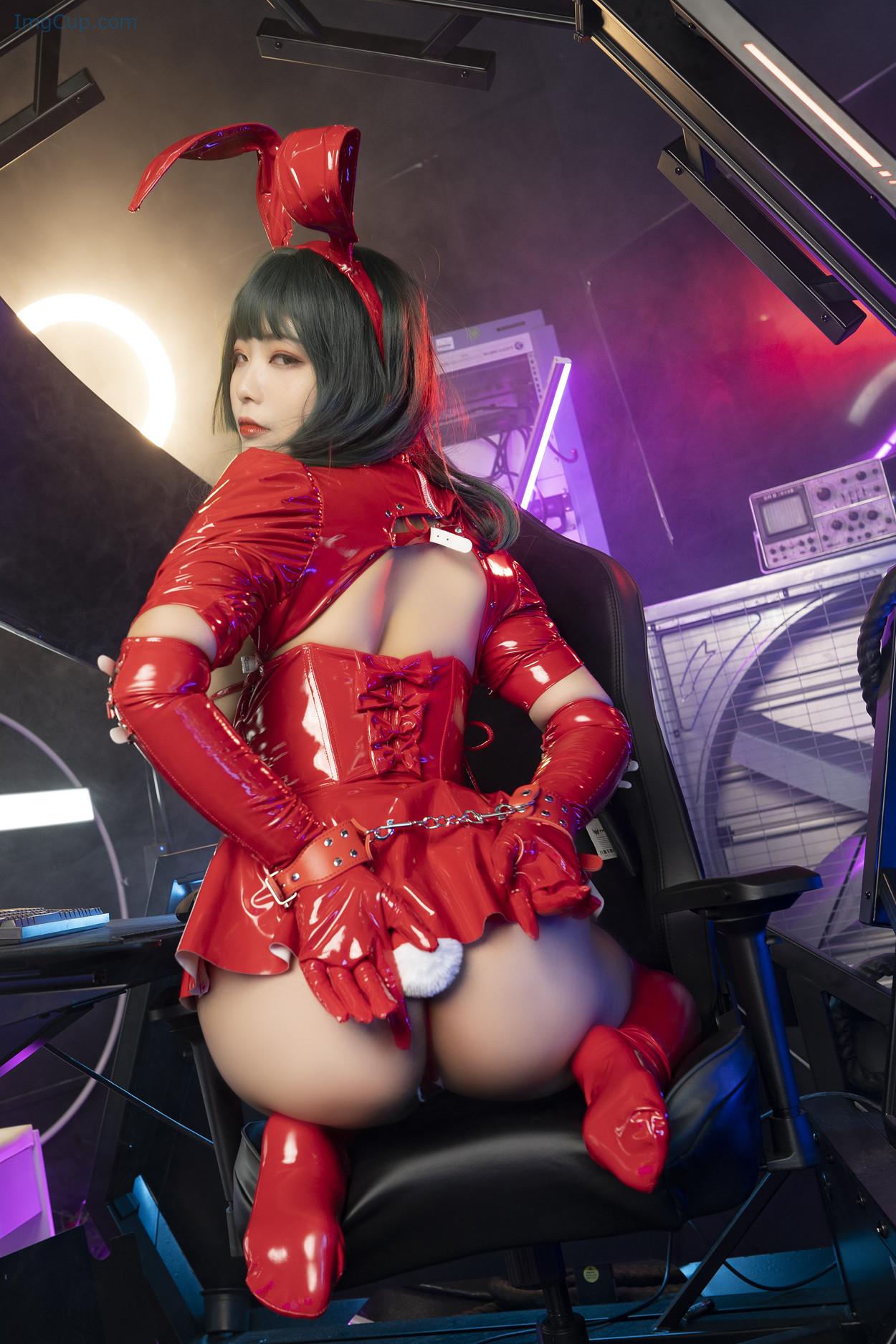 COS04A083_24.jpg COS04A083 24