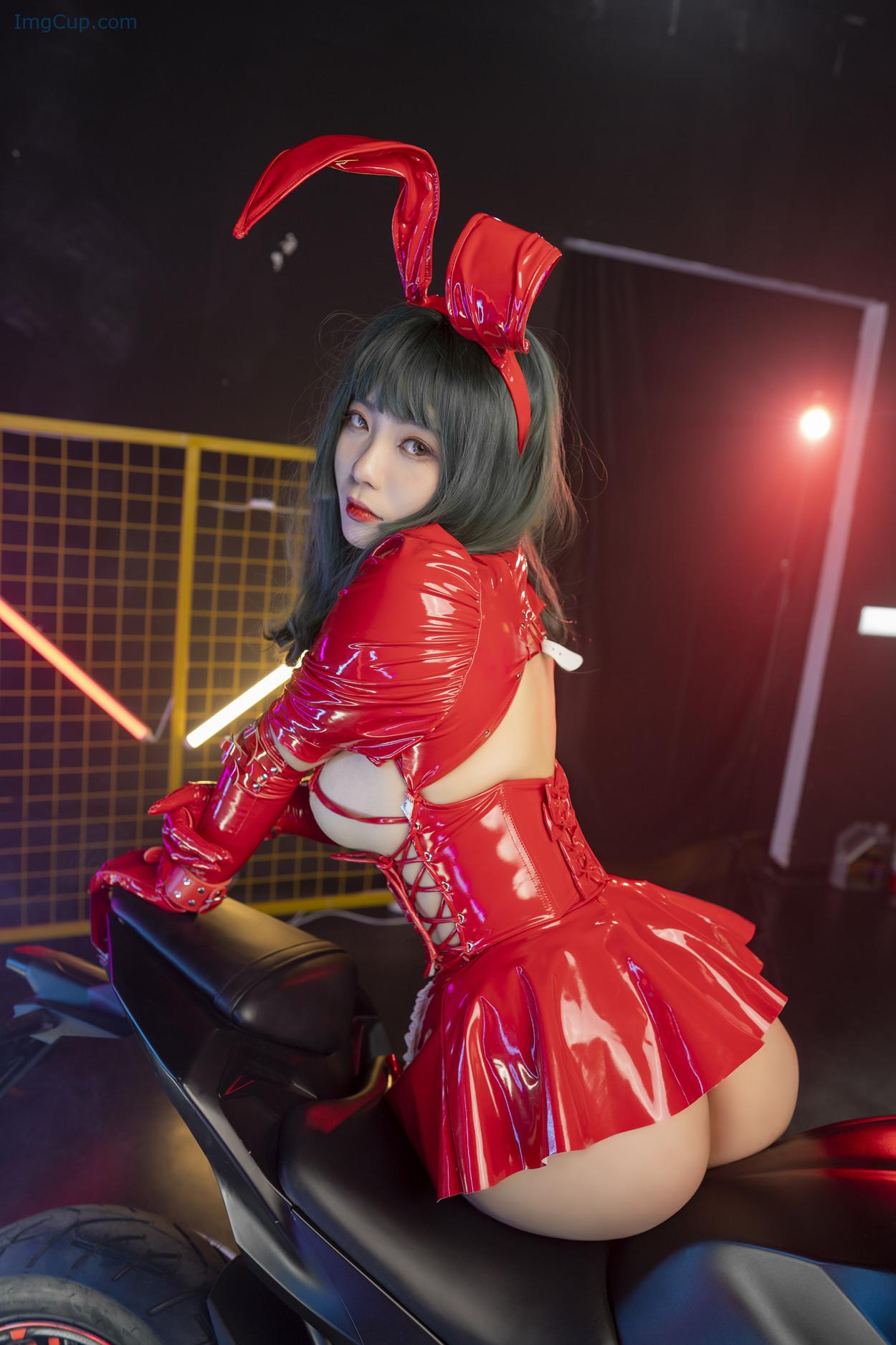 COS04A083_34.jpg COS04A083 34