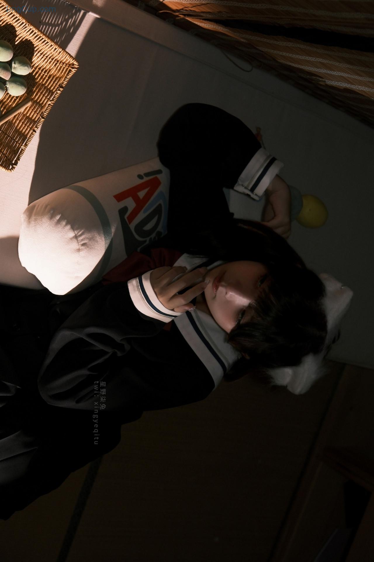 FISHGIRLZ_11.jpg FISHGIRLZ 11