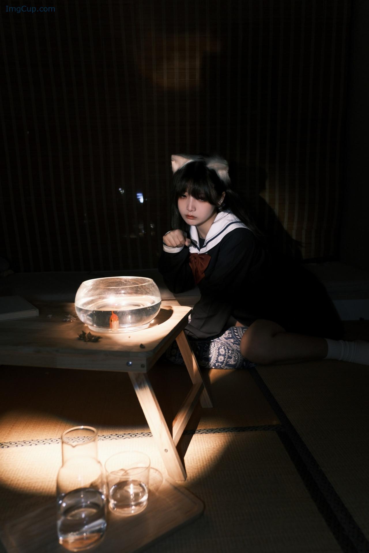 FISHGIRLZ_24.jpg FISHGIRLZ 24