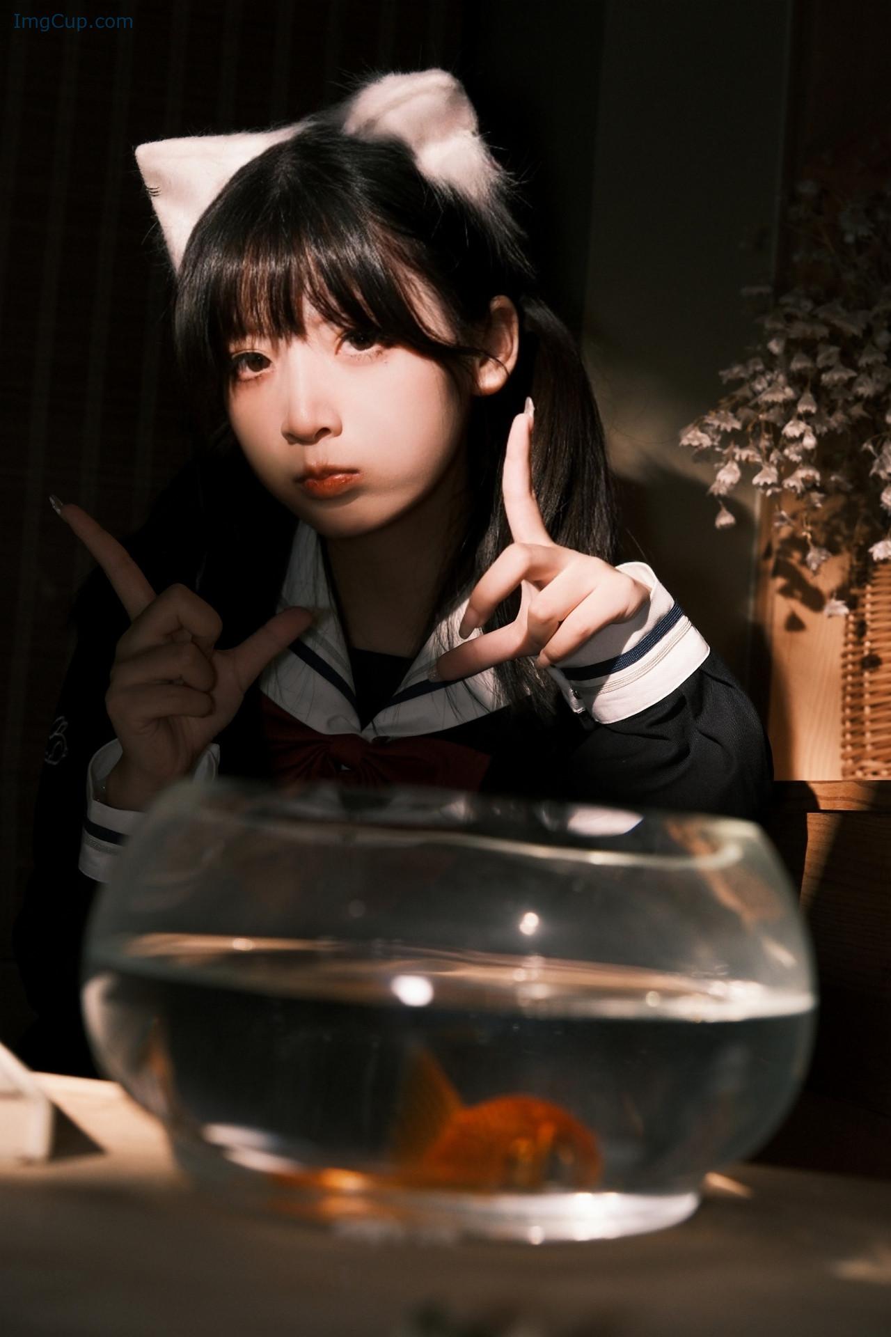 FISHGIRLZ_27.jpg FISHGIRLZ 27