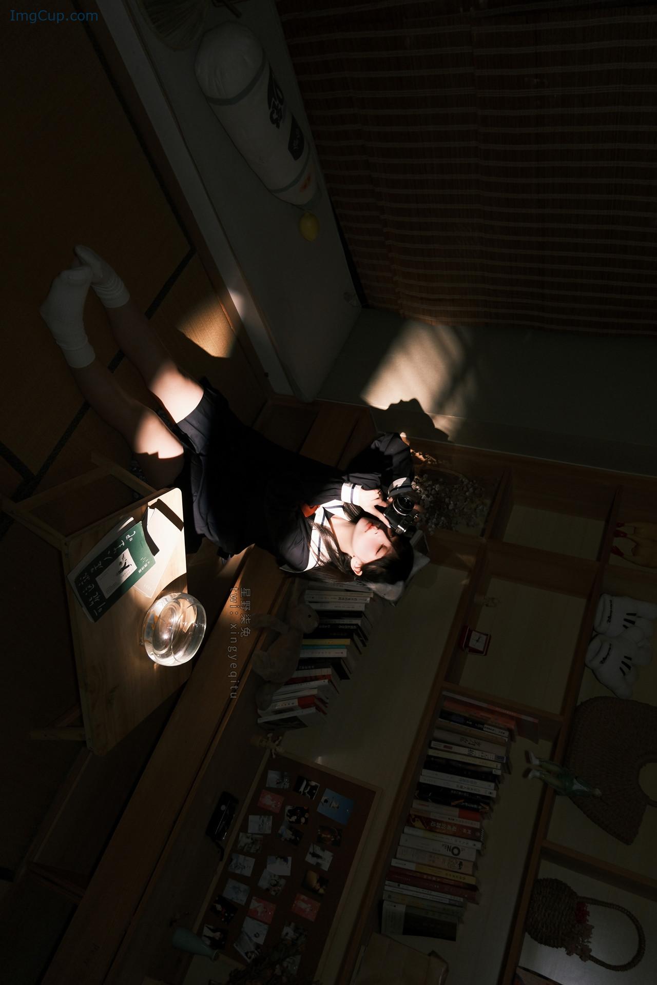 FISHGIRLZ_8.jpg FISHGIRLZ 8