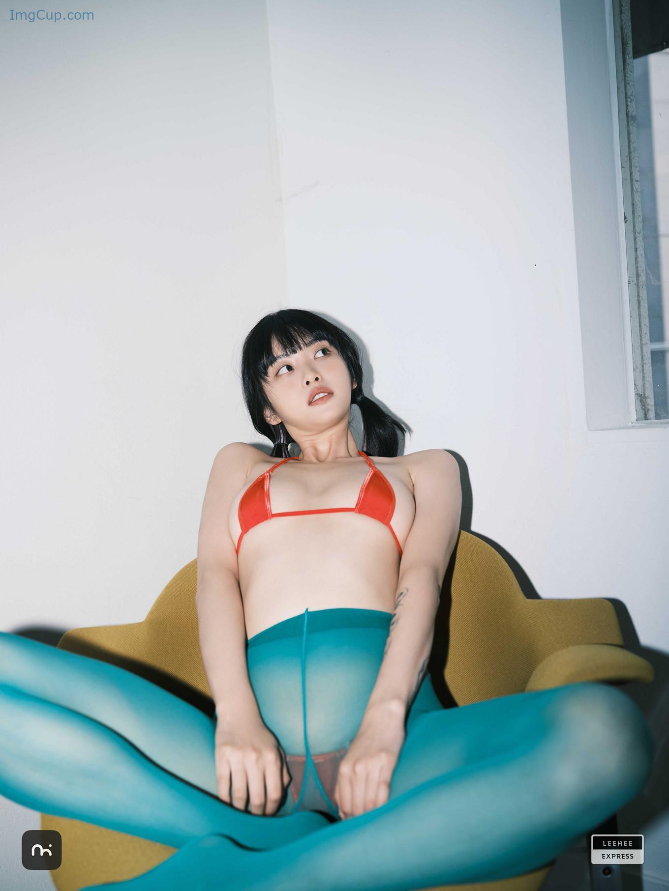 LEDG195C01_2.jpg LEDG195C01 2