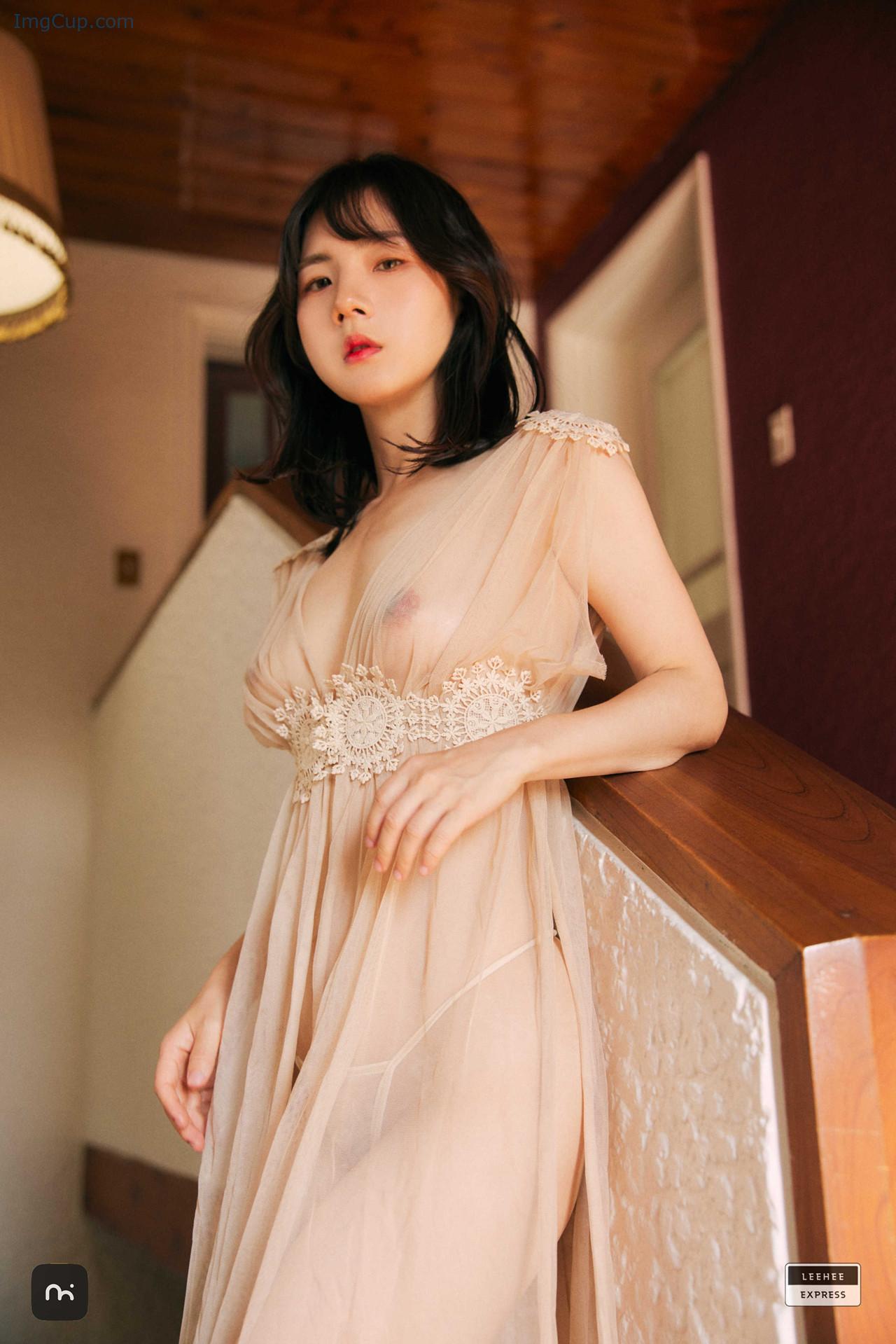 LEHC218B02_26.jpg LEHC218B02 26