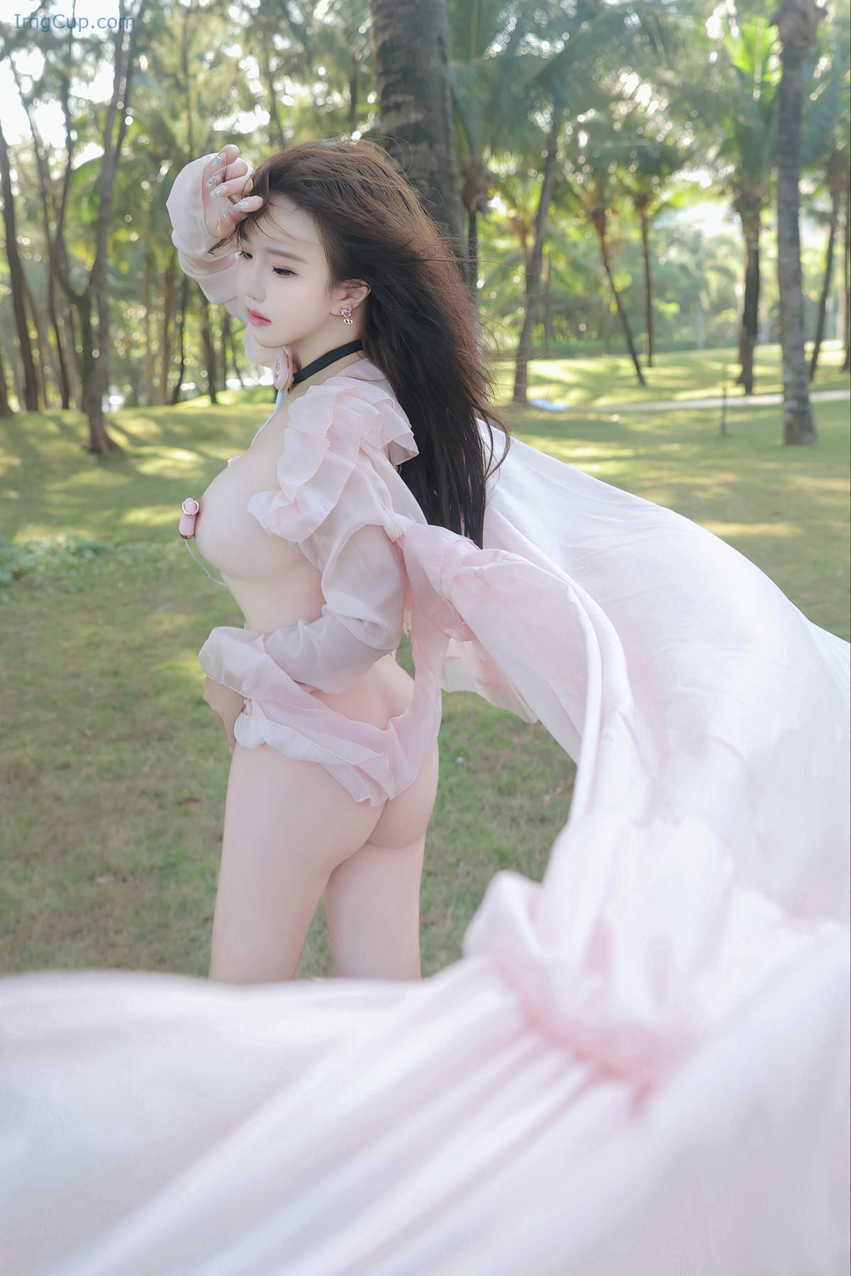 REN03V092_16.jpg REN03V092 16