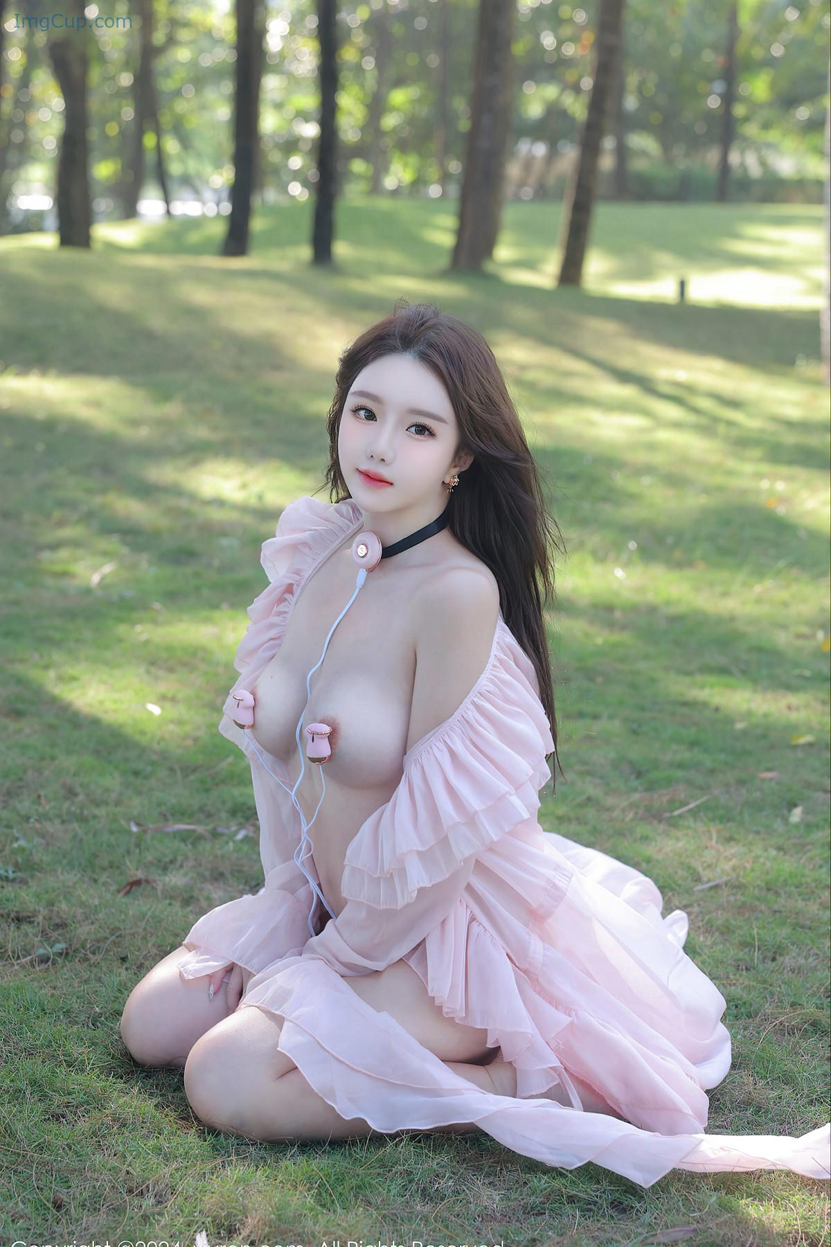 REN03V092_18.jpg REN03V092 18