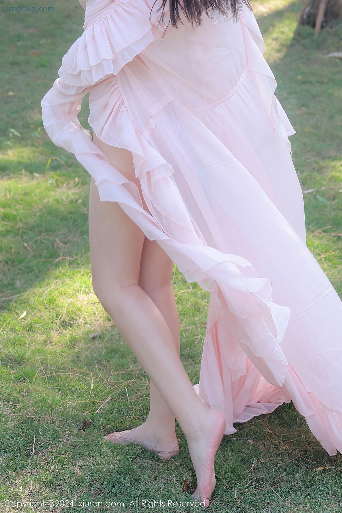 REN03V092_3.jpg REN03V092 3