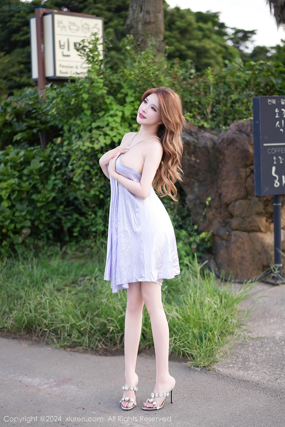 REN03V093_3.jpg REN03V093 3